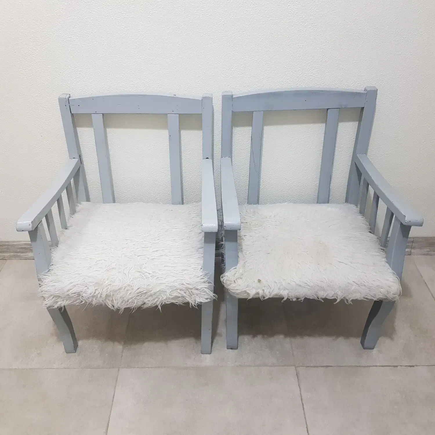 صندلی تک|صندلی و نیمکت|شاهین‌شهر, شهرک گلدیس|دیوار