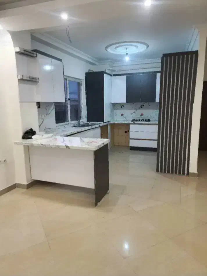 رهن و اجاره 90 متری خیابان ایثار (قابل تبدیل)|اجارهٔ آپارتمان|لاهیجان, قیام|دیوار