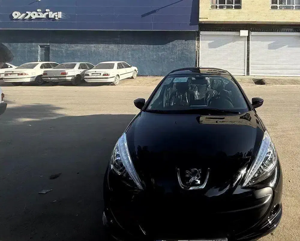 پژو۲۰۷iپانوراما،ارتقا موتورTU5Pدنده ای مشکی متالیک|خودرو سواری و وانت|کرمانشاه, |دیوار