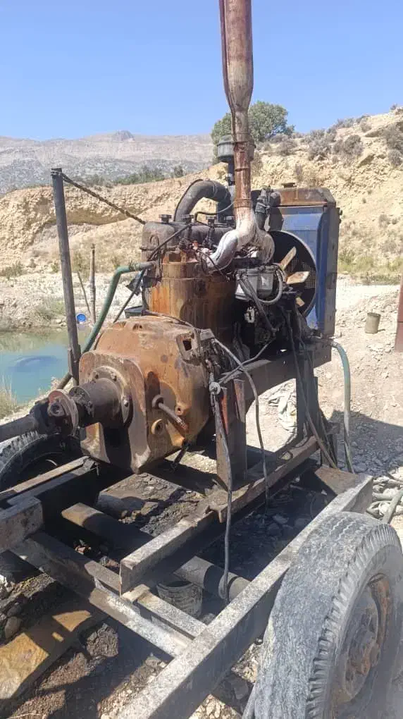 موتور ابکش رومانی به همراه پمپ ویکاییل|ماشین‌آلات صنعتی|بهمن صغاد, |دیوار