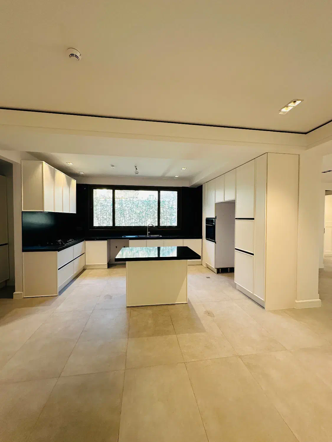 ولنجک ۲۰۰متر/۱۰متر تراس/مشاعات هتلینگ/طبقه۱۰|اجارهٔ آپارتمان|تهران, ولنجک|دیوار