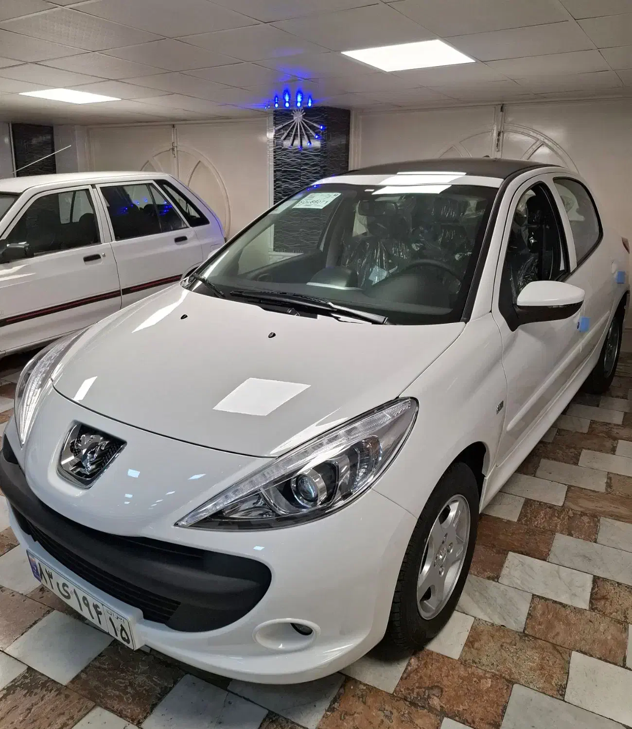 پژو ۲۰۷ پاناروما اتوماتیک ، مدل ۱۴۰۴|خودرو سواری و وانت|تبریز, |دیوار