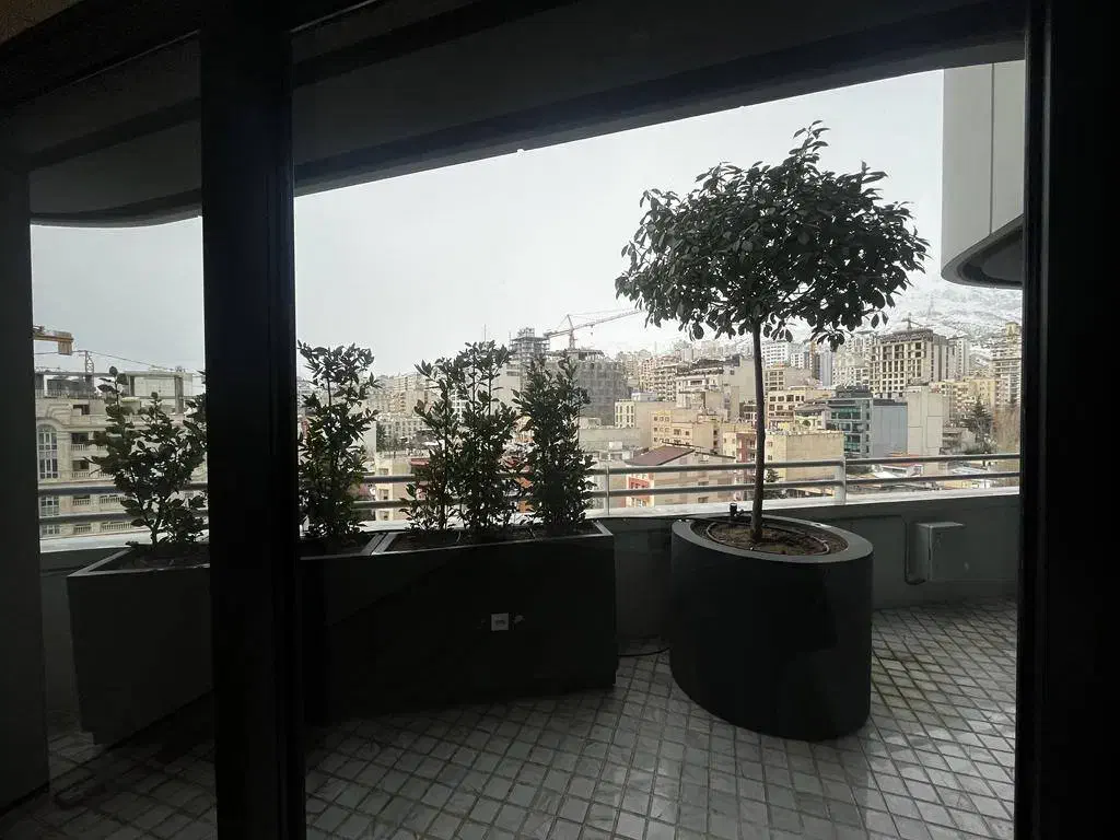 مدرن  پنجره های قدی  ۲ پارکینگ  لابی مجلل|اجارهٔ آپارتمان|تهران, زعفرانیه|دیوار