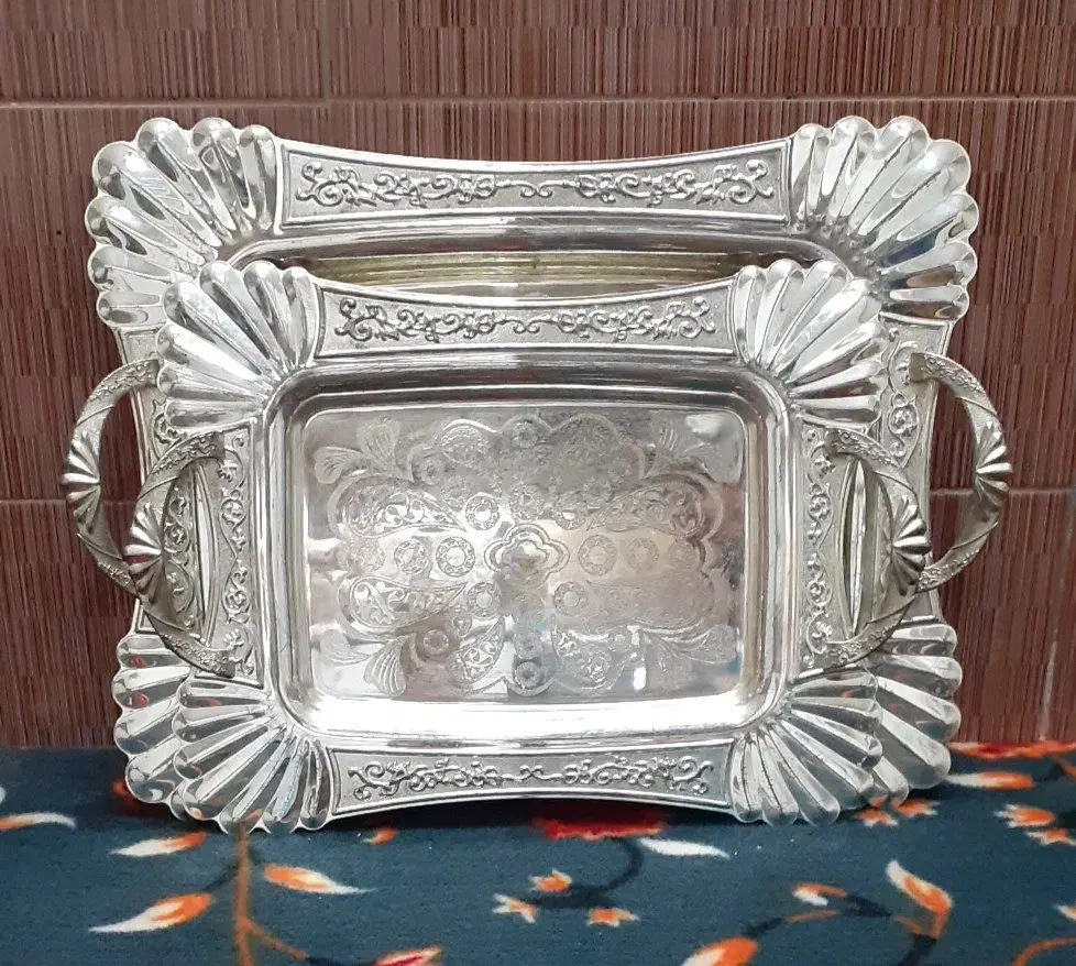 سینی|ظروف سرو و پذیرایی|قم, قلعه کامکار|دیوار