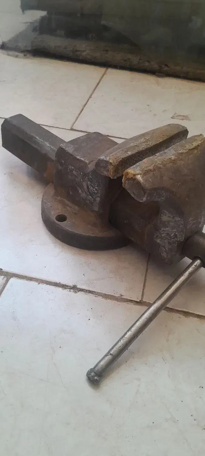 گیره رومیزی|ابزارآلات|محمدیه-قزوین, |دیوار