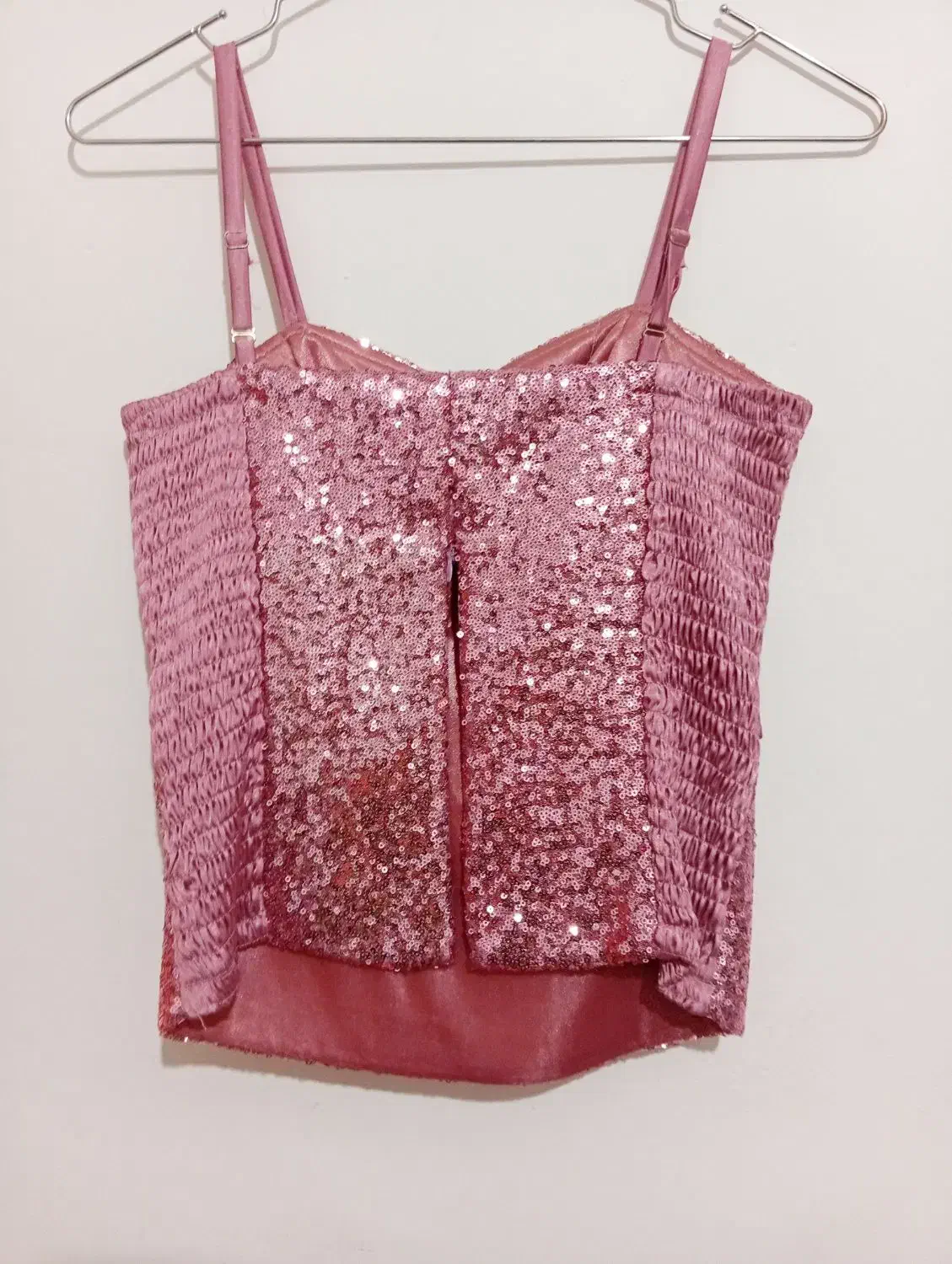 لباس مجلسی|لباس|مشهد, کلاته برفی|دیوار