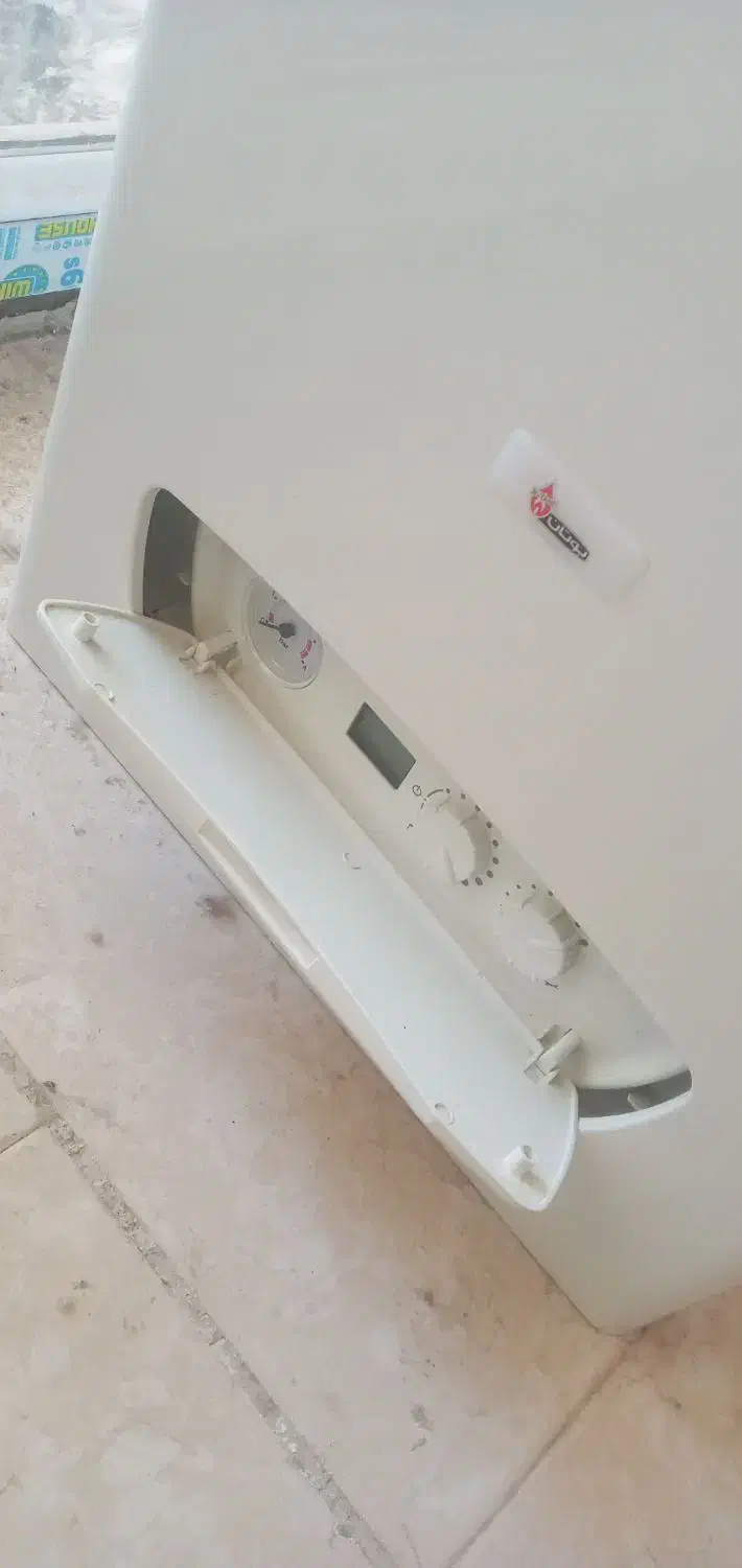 پکیچ پارلا پرو|آبگرمکن، پکیج، شوفاژ|تبریز, |دیوار