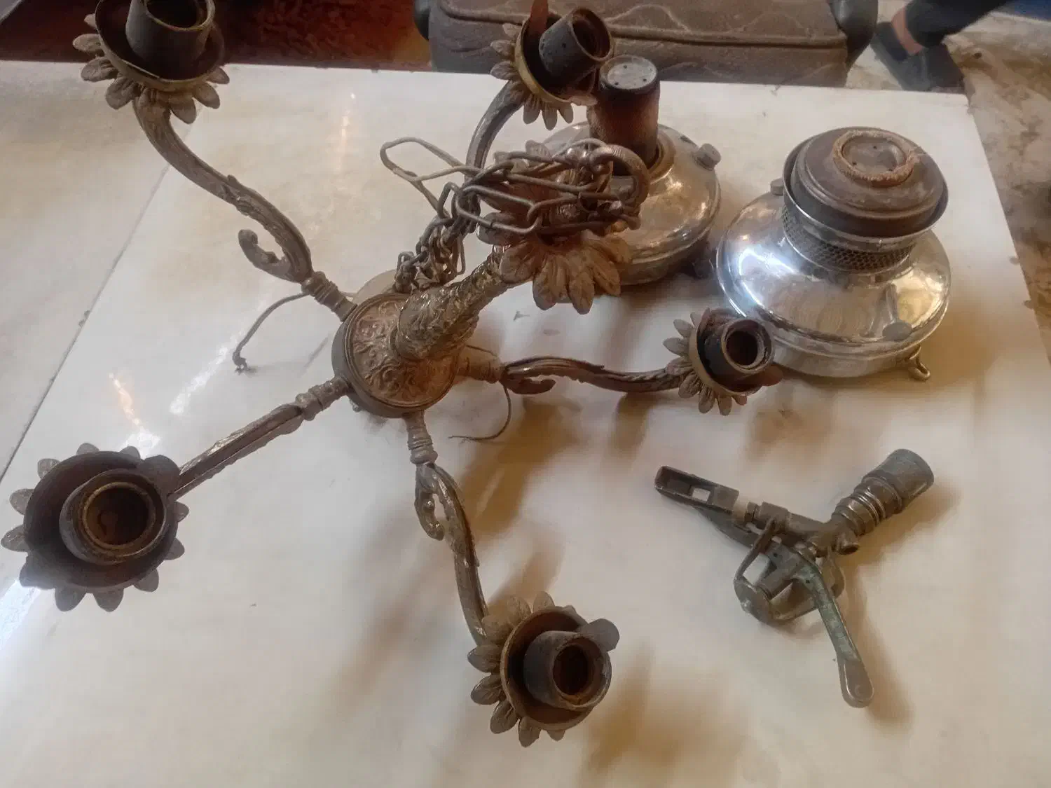 لوستر برنجی وزیر سماوری|لوستر و چراغ آویز|پاکدشت, پاکدشت (مامازند)|دیوار