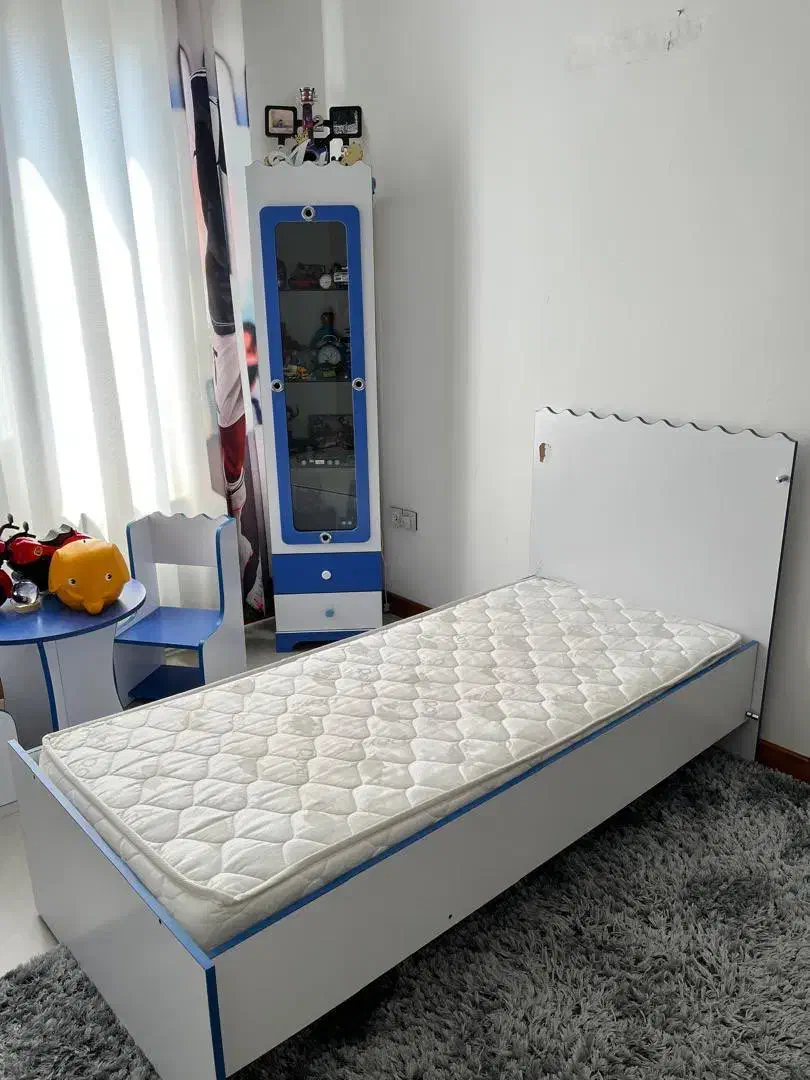 سرویس کامل تخت و کمد و تشک و میز کودک تا نوجوانی|تخت و سرویس خواب|چالوس, |دیوار