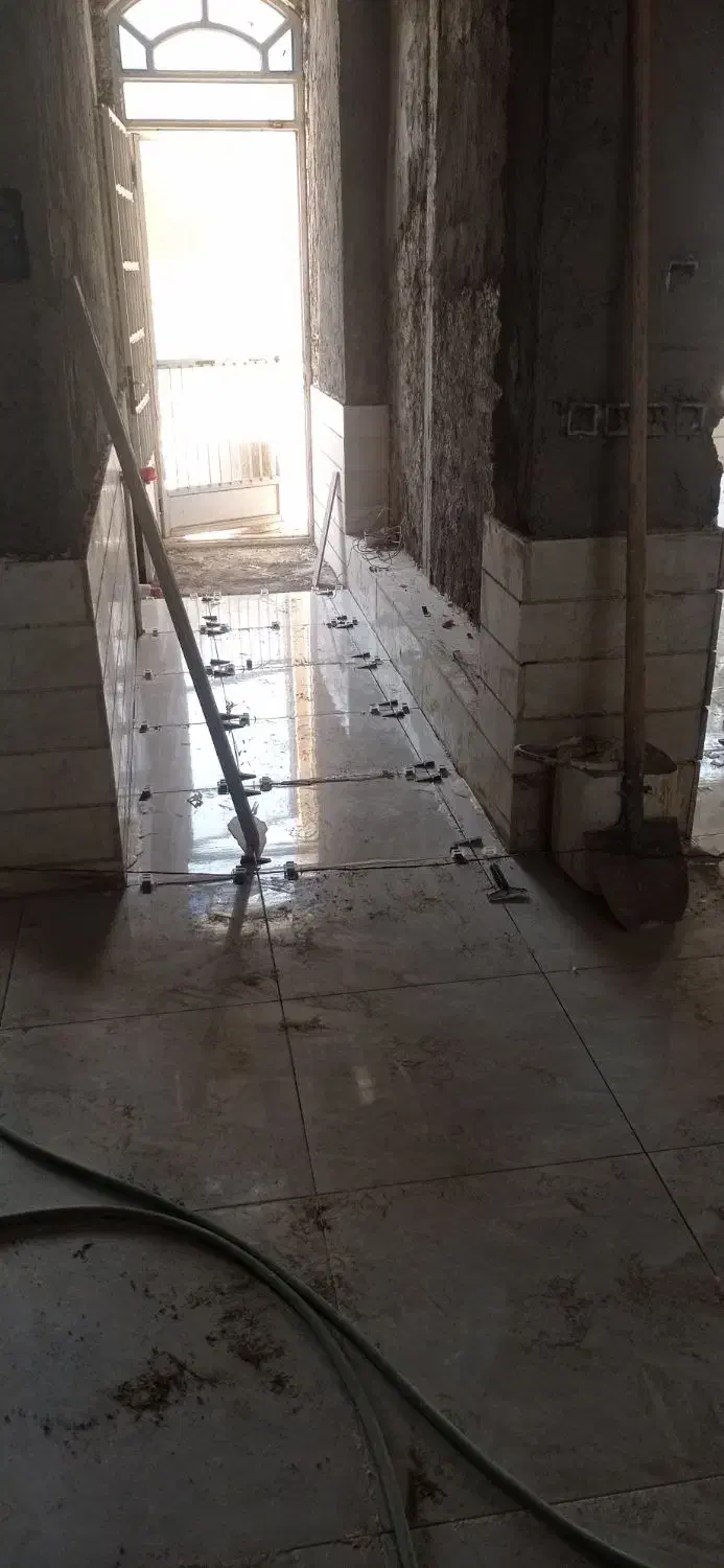 کاشی و سرامیک و موزاییک فرش|خدمات پیشه و مهارت|تفت, |دیوار