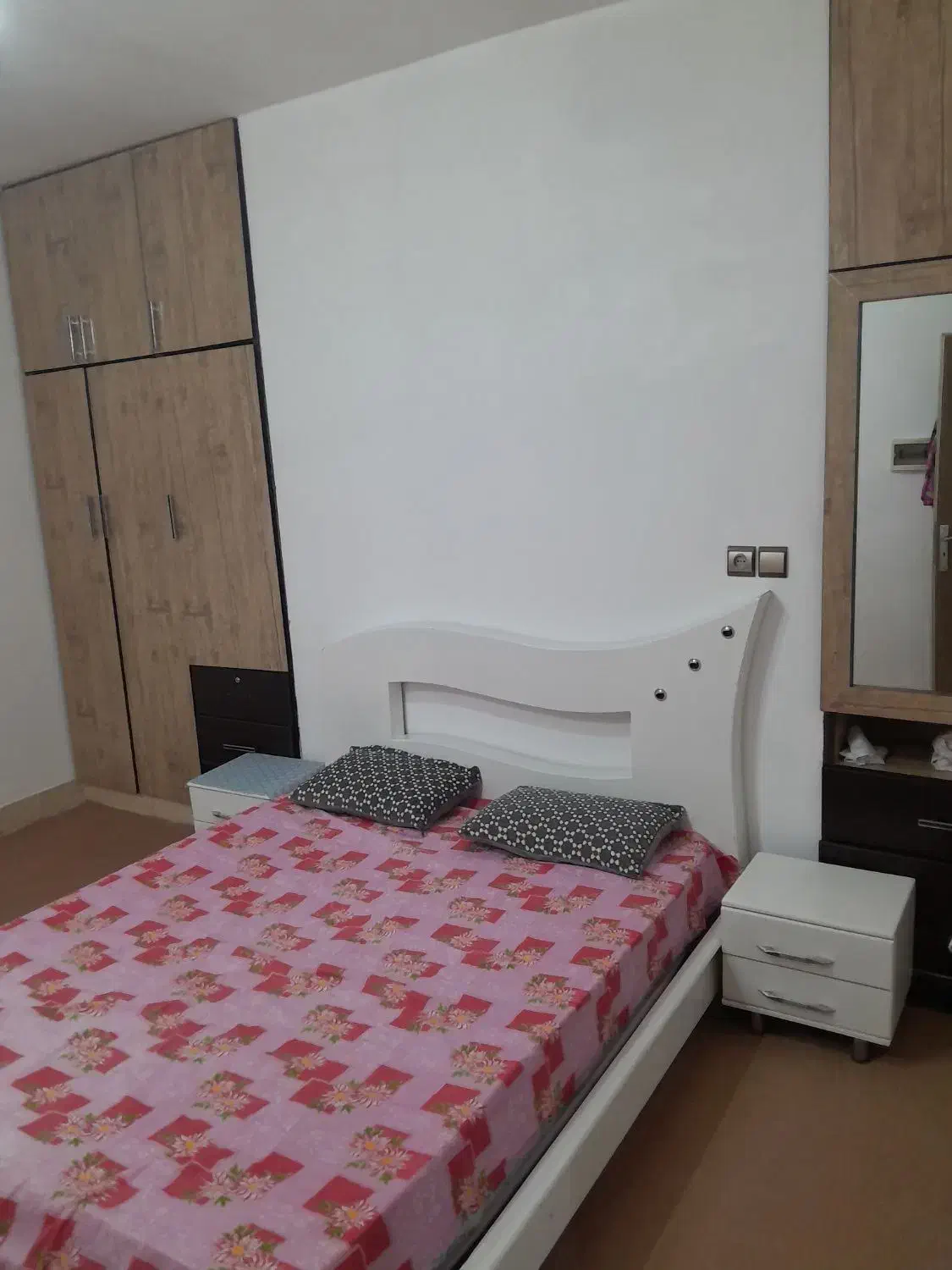 اجاره سوئیت گلدشت|اجارهٔ کوتاهمدت آپارتمان و سوئیت|بروجرد, |دیوار