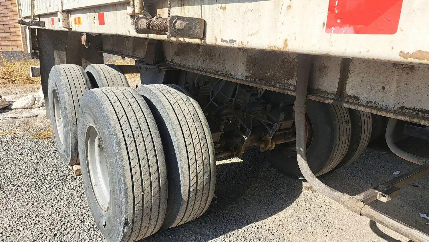 لبه دومحور|خودرو سنگین|گلپایگان, |دیوار