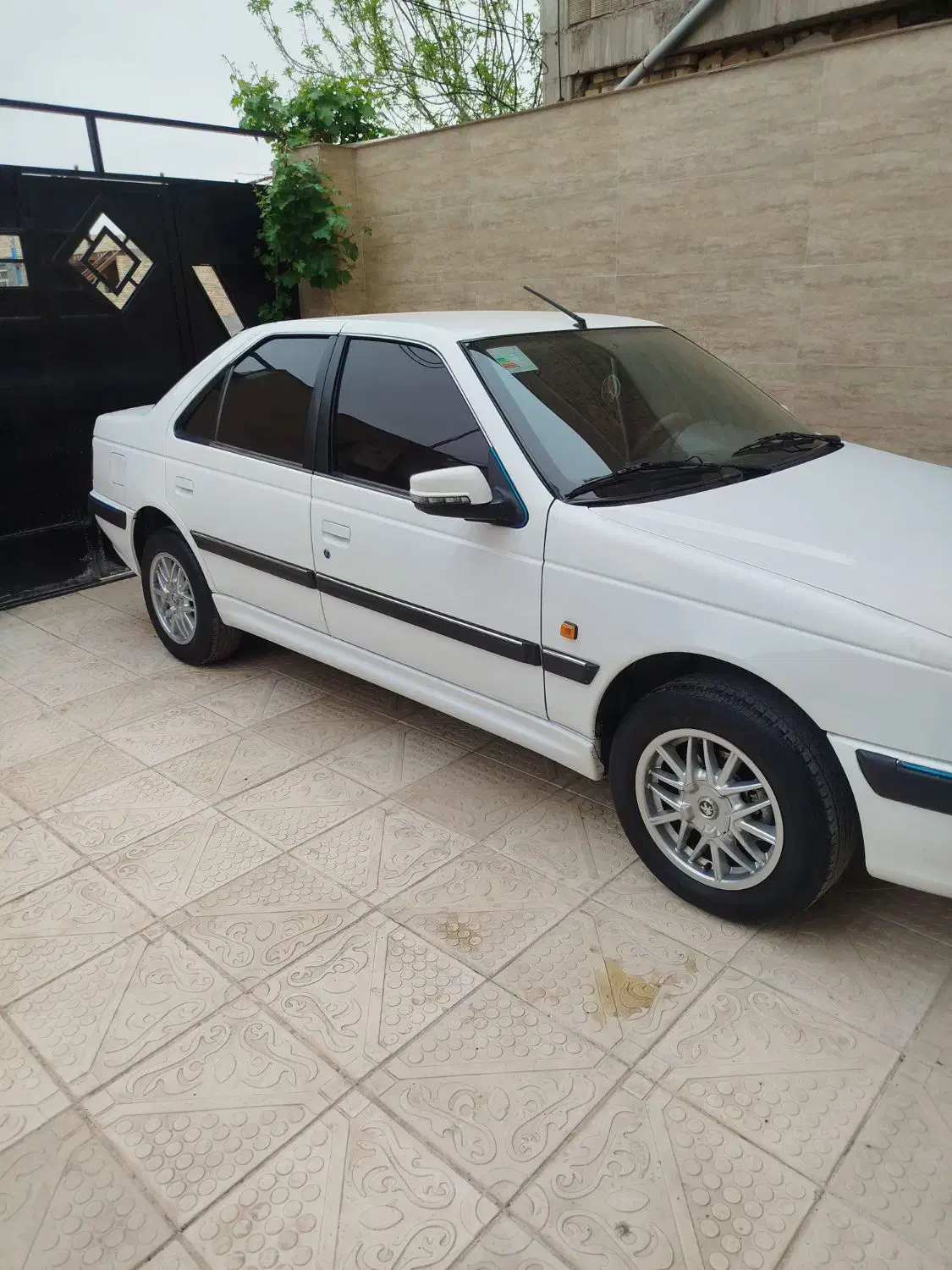 پژو پارس سال مدل ۹۵|خودرو سواری و وانت|نیشابور, دارایی|دیوار