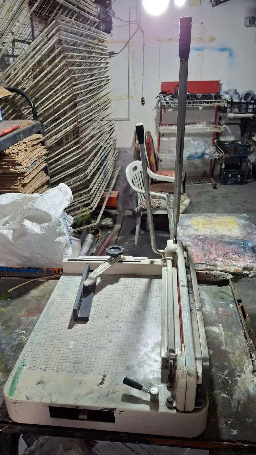 کاتر دستی تا قطع A3|لوازم التحریر|گرگان, |دیوار