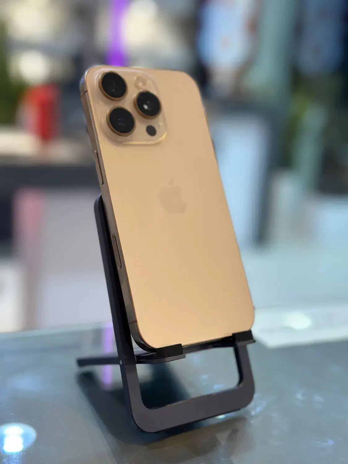 اپل iPhone 16 Pro با حافظهٔ ۲۵۶ گیگابایت|موبایل|شیراز, عفیف‌آباد|دیوار