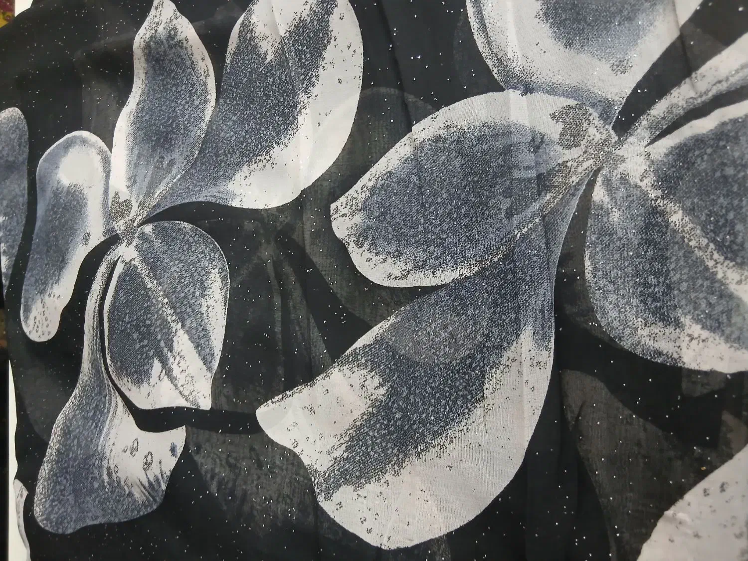 پارچه شاناز|لباس|مریوان, |دیوار