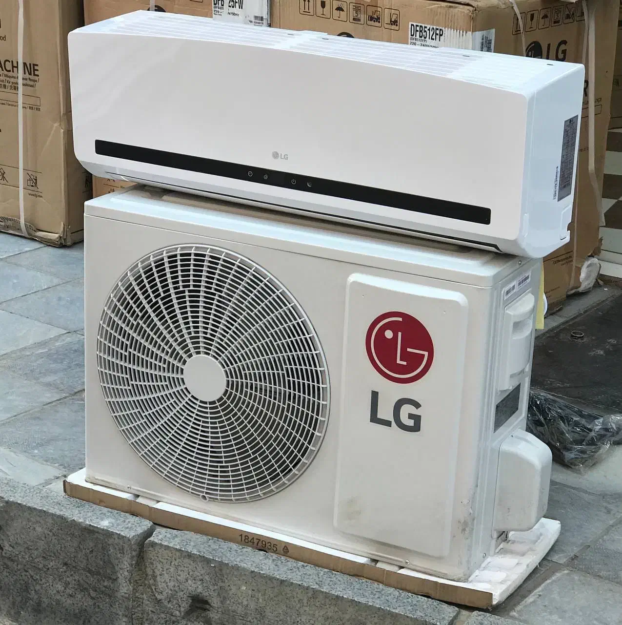 اسپیلت ۲۴ هزار  سرد گرم معمولی|کولر گازی و فن‌کوئل|شیراز, کیان شهر|دیوار