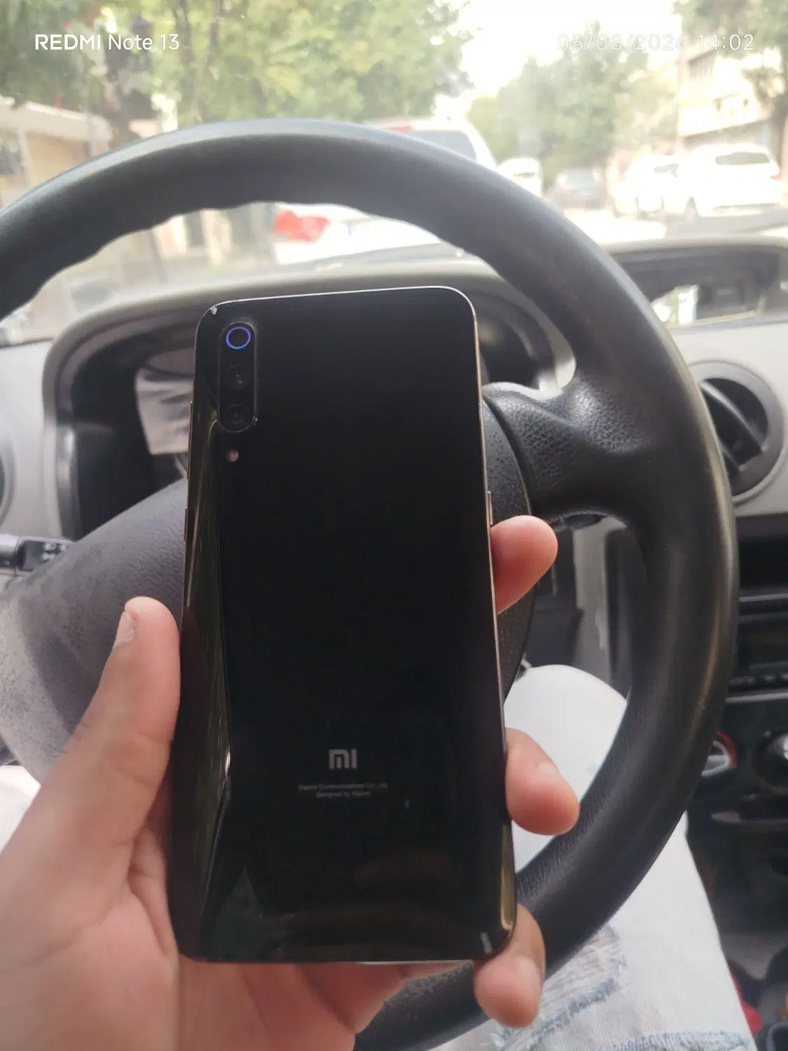 mi9|موبایل|شیراز, دروازه قران|دیوار