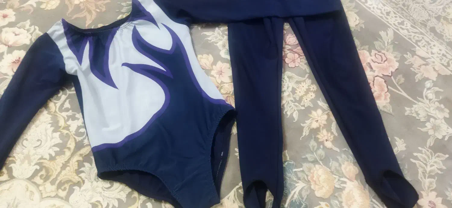 لباس ژیمناستیک|لباس|قم, ولیعصر|دیوار