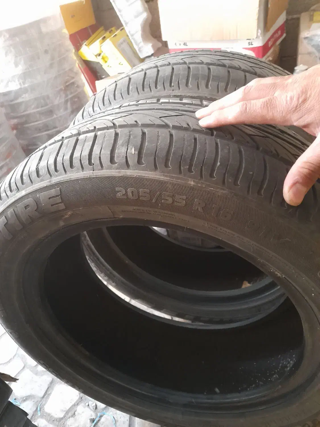 لاستیک خودرو سواری|قطعات یدکی و لوازم جانبی|هشتگرد, شهرک بعثت|دیوار