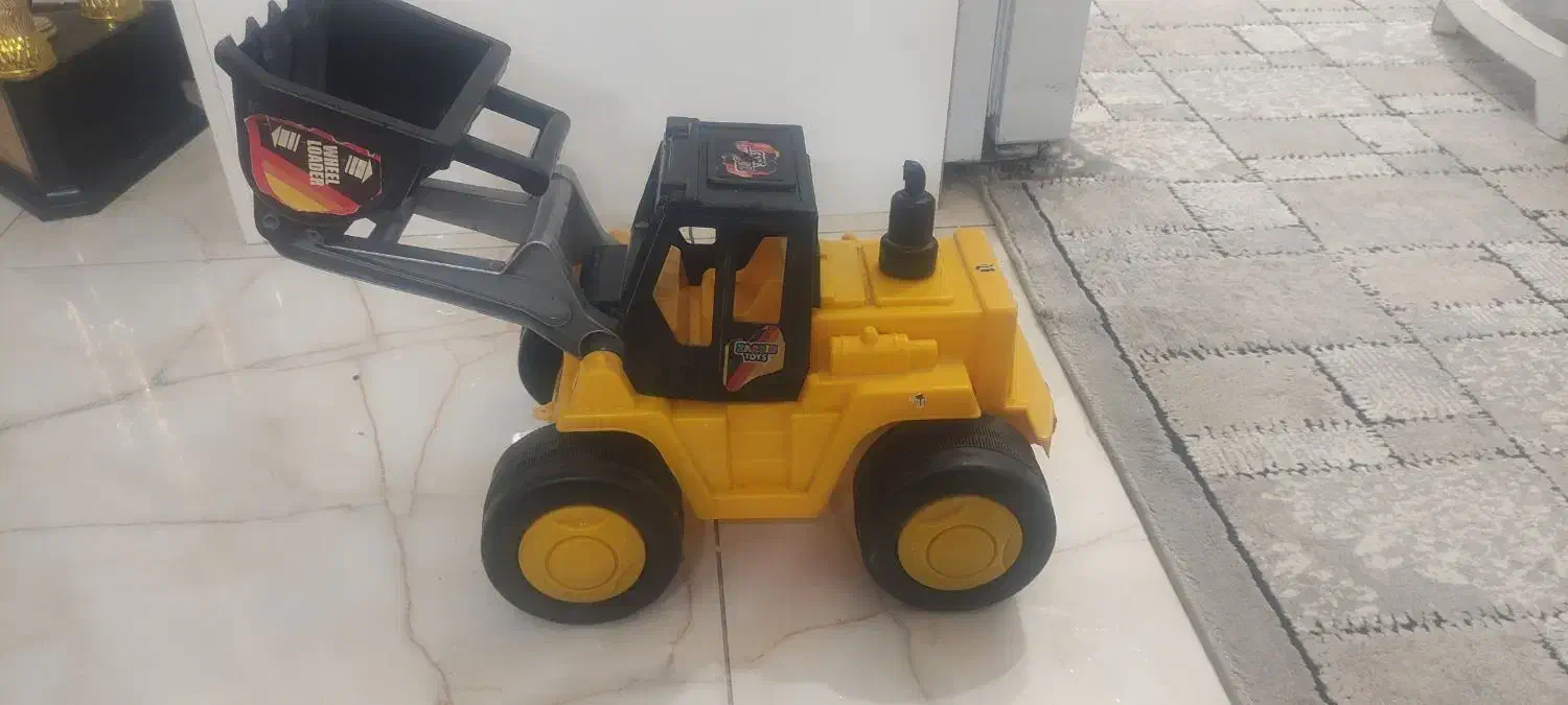 چرخ سفالگری و لودر|اسباببازی|مرودشت, ولایت|دیوار