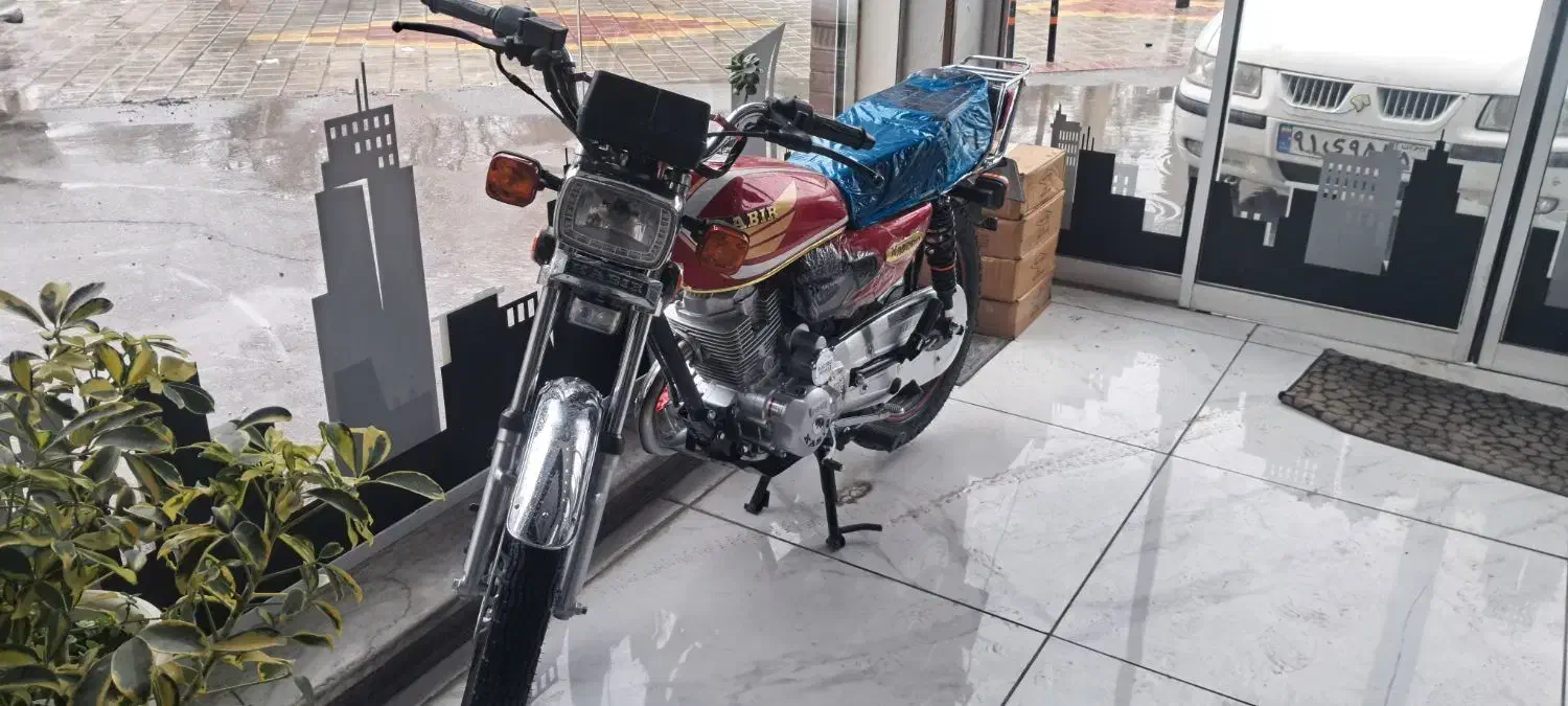 موتور کبیر ۲۰۰ مدل ۱۴۰۴|موتورسیکلت|همدان, |دیوار