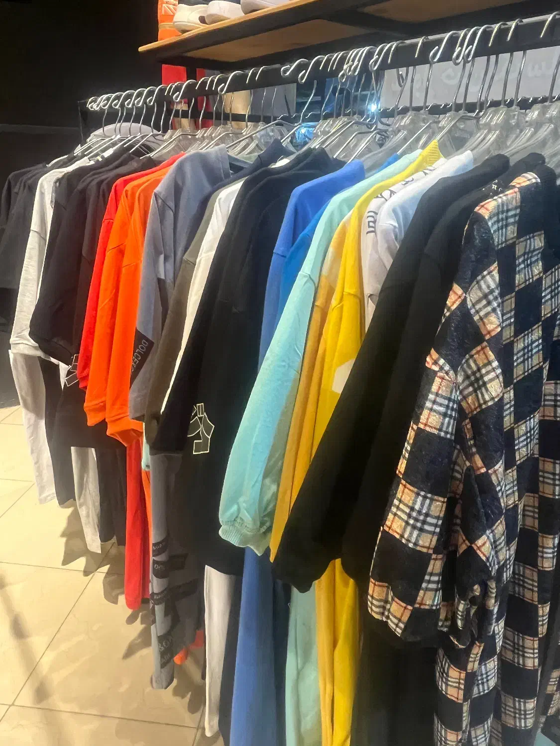 حراجی لباس و کفش|لباس|مشکیندشت, |دیوار