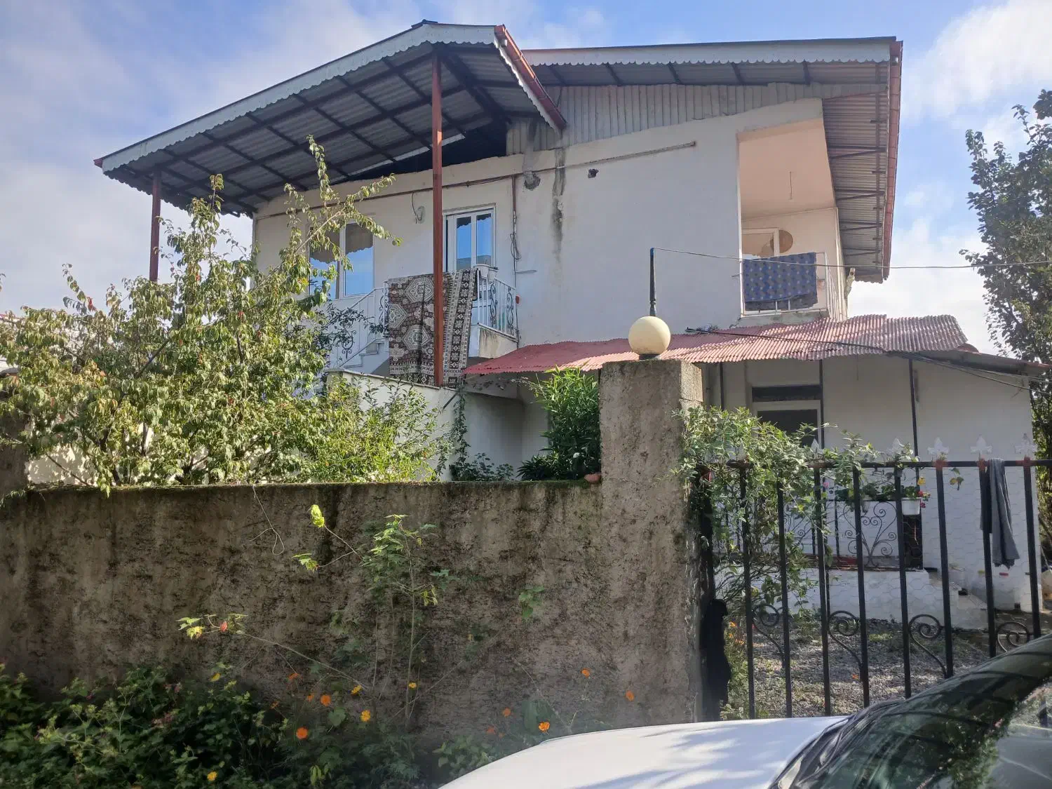 خانه ویلایی دوطبقه روی کرسی|فروش خانه و ویلا|آستارا, |دیوار