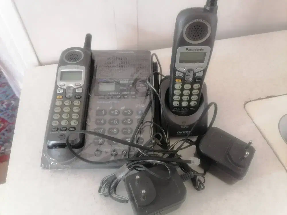 گوشی تلفن|تلفن رومیزی|پیشوا, |دیوار