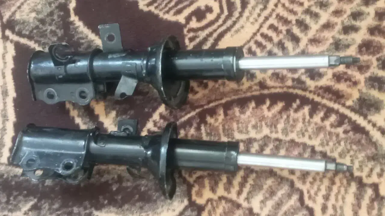 کمک جلو|قطعات یدکی و لوازم جانبی|فولادشهر, مسکن مهر فولادشهر|دیوار