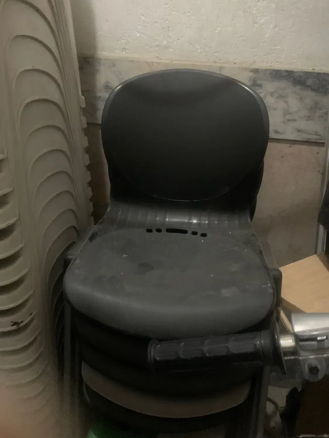 صندلی جنس خوب|صندلی و نیمکت|مشهد, هدایت|دیوار