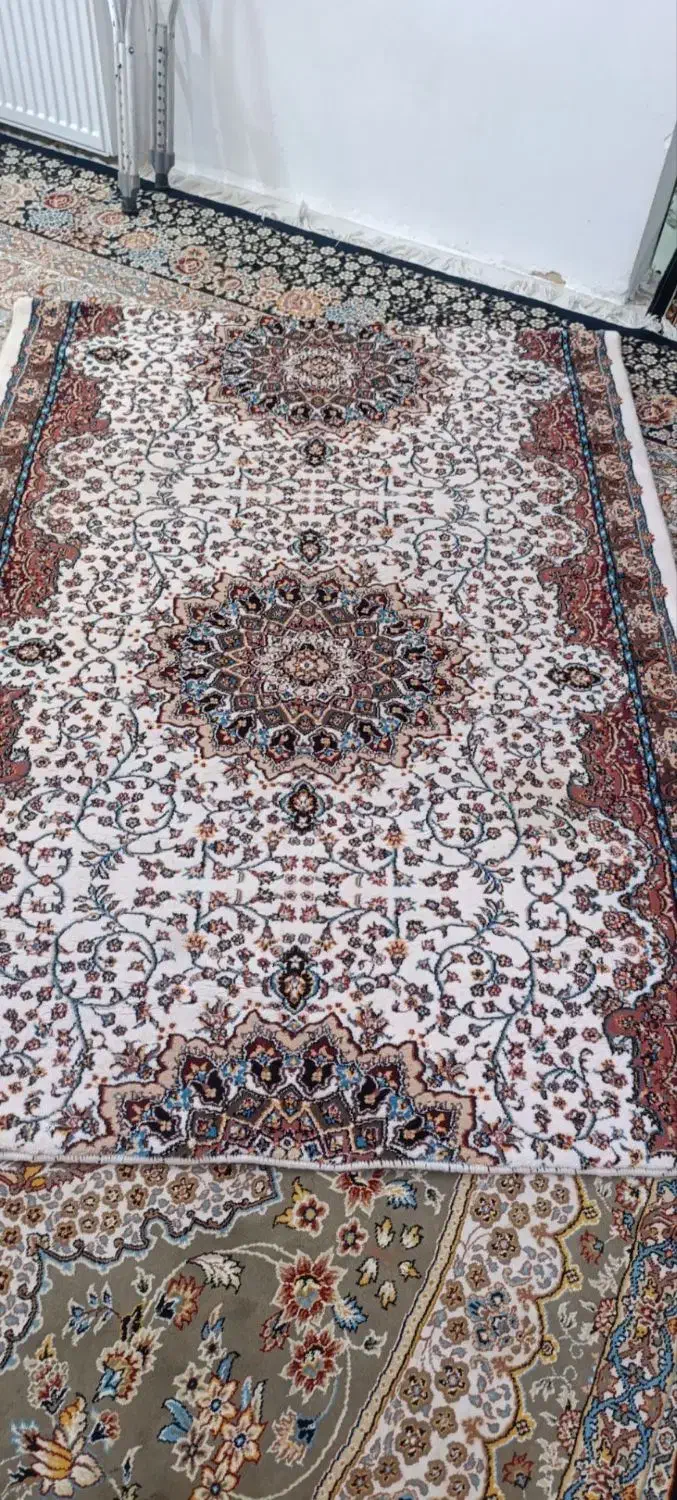 فرش|فرش|نجف‌آباد, یزدانشهر|دیوار