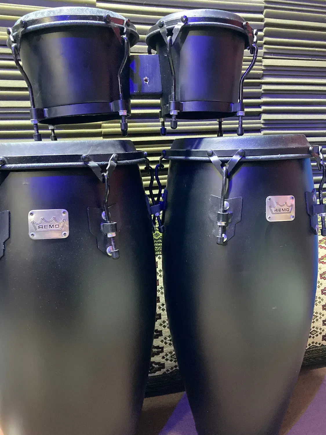 ساز نو میباشد|درام و پرکاشن|آمل, |دیوار