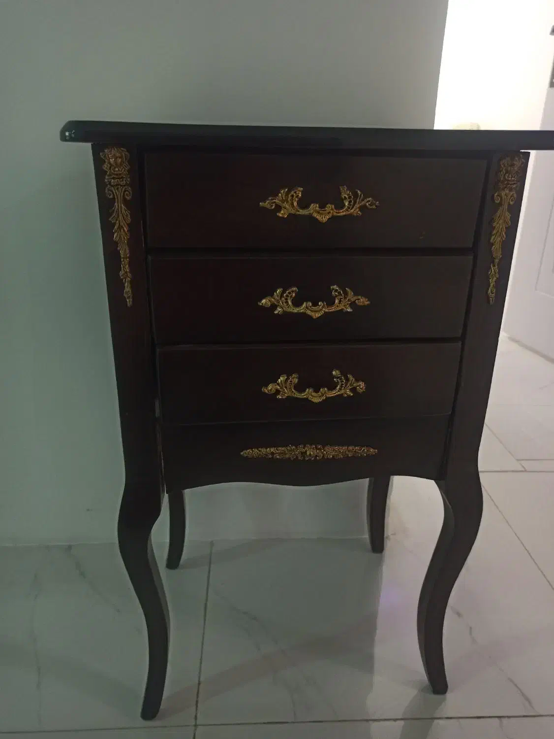 میز تلفن|میز تلفن|ابهر, |دیوار