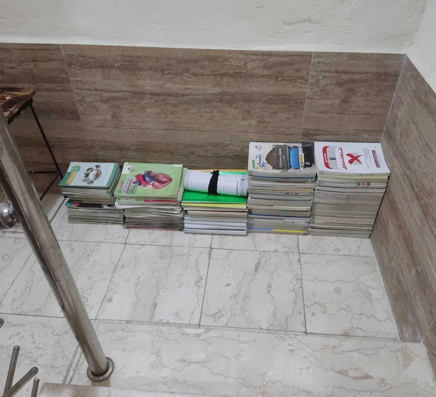 مسائل شیمی و سایر کتاب های تست کنکور|کتاب و مجله آموزشی|رستمآباد, |دیوار