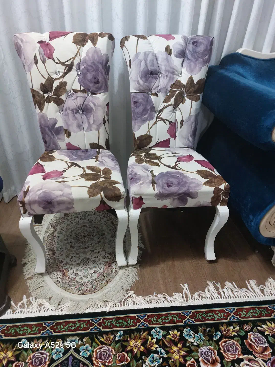 فروش مبل ۹ نفره سالم و تمیز|مبلمان خانگی و میز عسلی|صومعه‌سرا, |دیوار