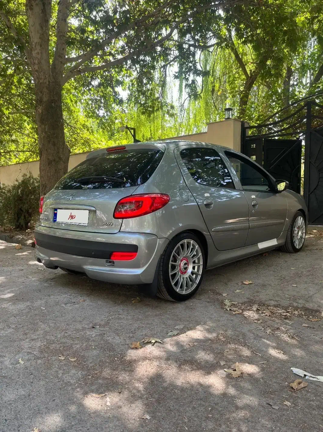 پژو ۲۰۷ پاناروما تیتانیوم|خودرو سواری و وانت|تهران, ستارخان|دیوار