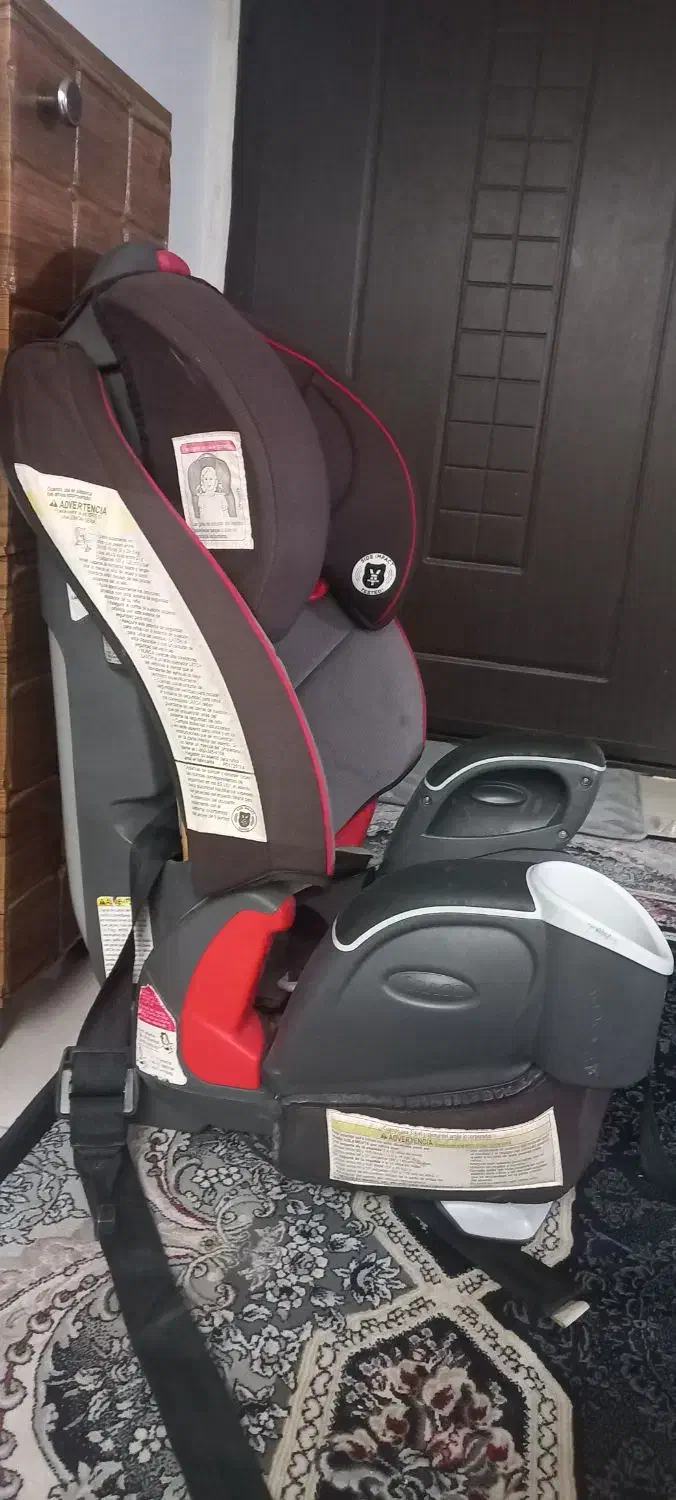 صندلی ماشین مارک Graco خارجی|تخت و صندلی بچه|شاهین‌شهر, شهرک مطهری|دیوار