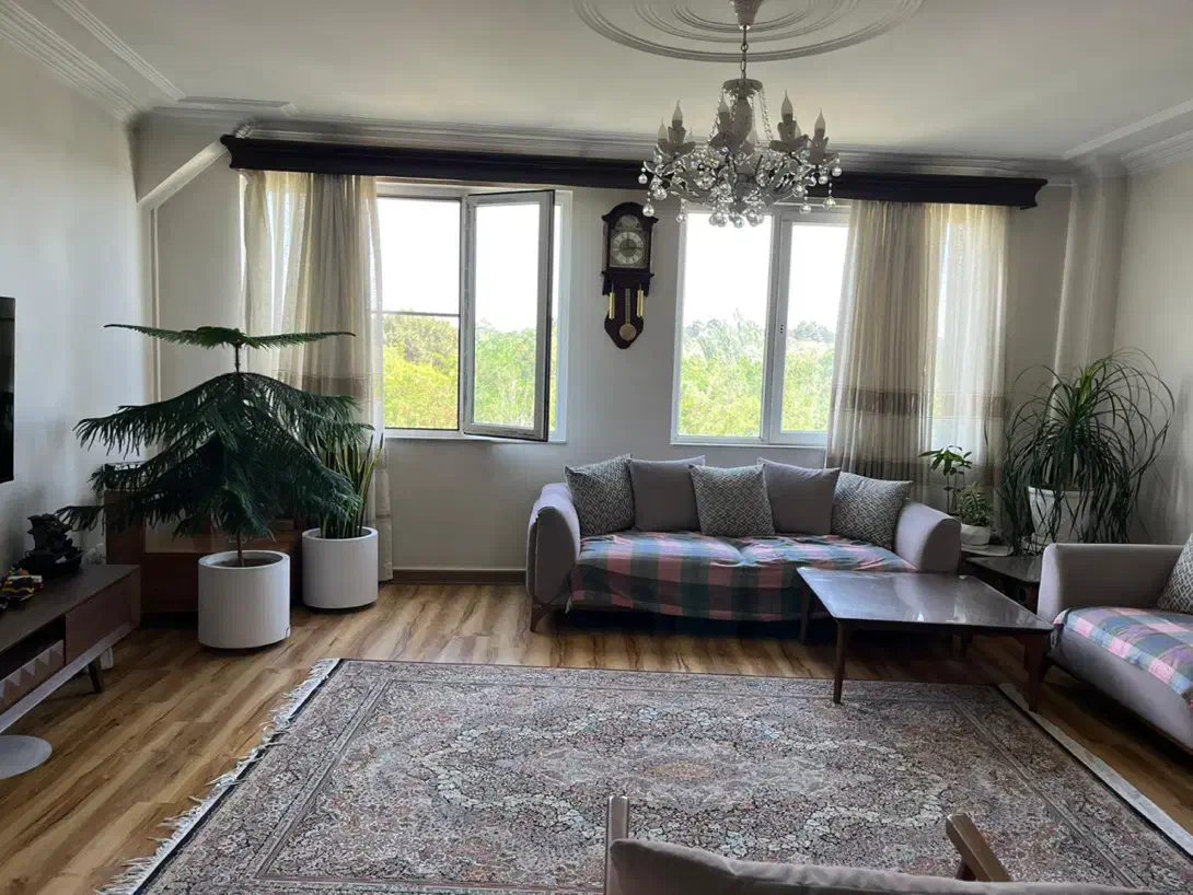 ۱۱۱متر/۲خواب/ویو ابدی جنگل/جنوبی/دریاچه چیتگر