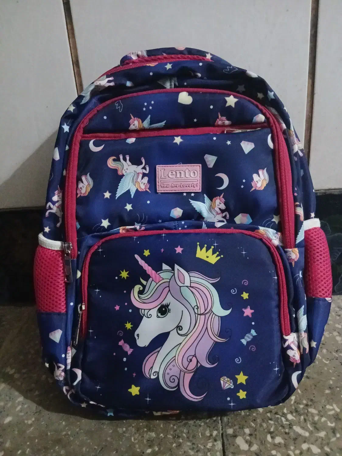 کیف مدرسه ای نو|کیف، کفش، کمربند|یاسوج, |دیوار