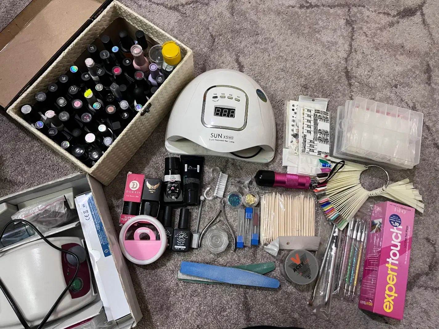 لوازم کامل کاشت ناخن|آرایشی، بهداشتی، درمانی|خرمآباد, |دیوار