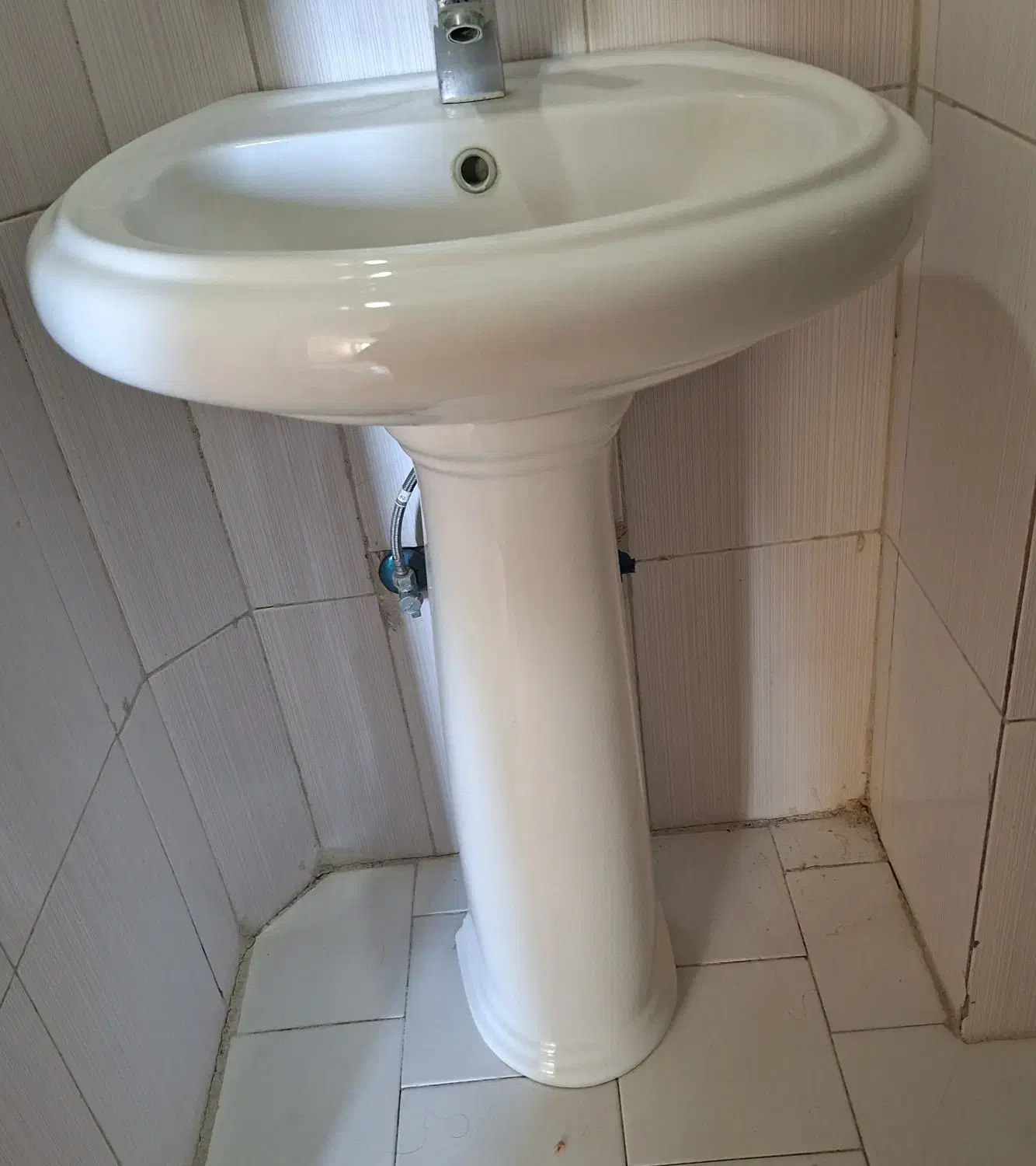 روشویی|لوازم سرویس بهداشتی|اراک, |دیوار