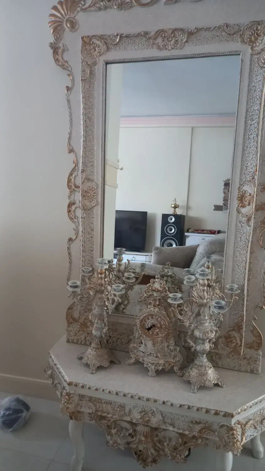 اینه شمعدان|آینه|رشت, حمیدیان|دیوار