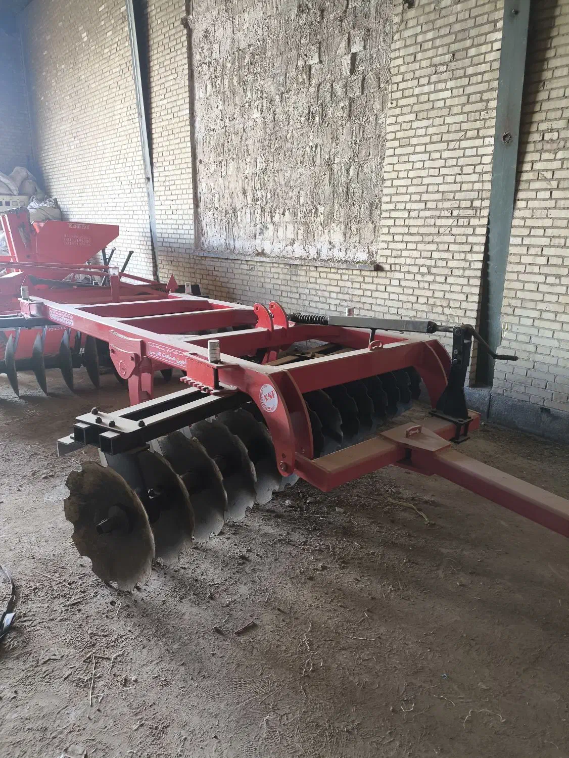 دیسک آفست 28پره 24اینچ|ماشین‌آلات صنعتی|اقلید, |دیوار