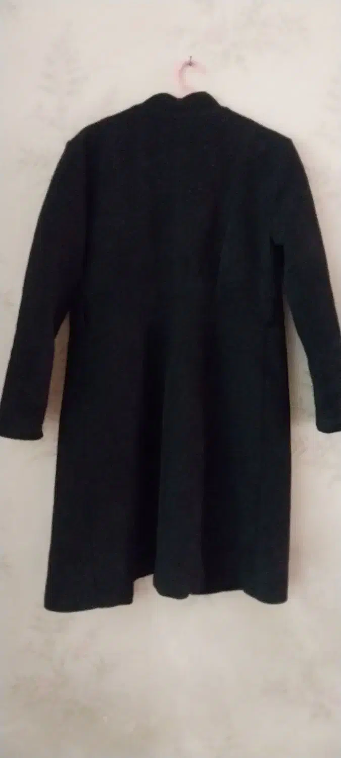 پالتو سایز ۳۸ . ۴۰ خیلی کم استفاده شده|لباس|تهران, شهمیرزادی|دیوار