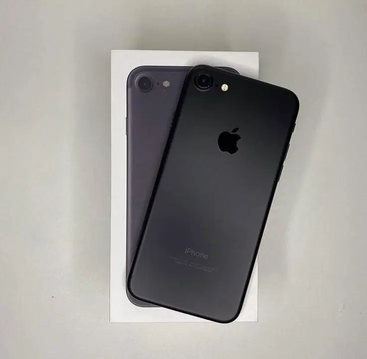 iPhone 7 128|موبایل|سمنان, |دیوار