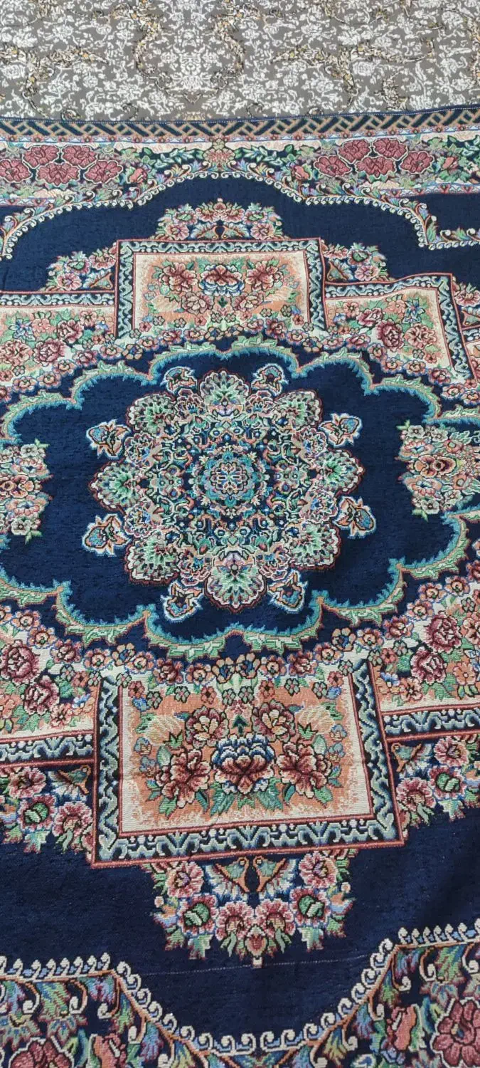 روفرشی ۶متری مخمل بافت زرین یزدکاملا نو|روفرشی|مشهد, کشف|دیوار