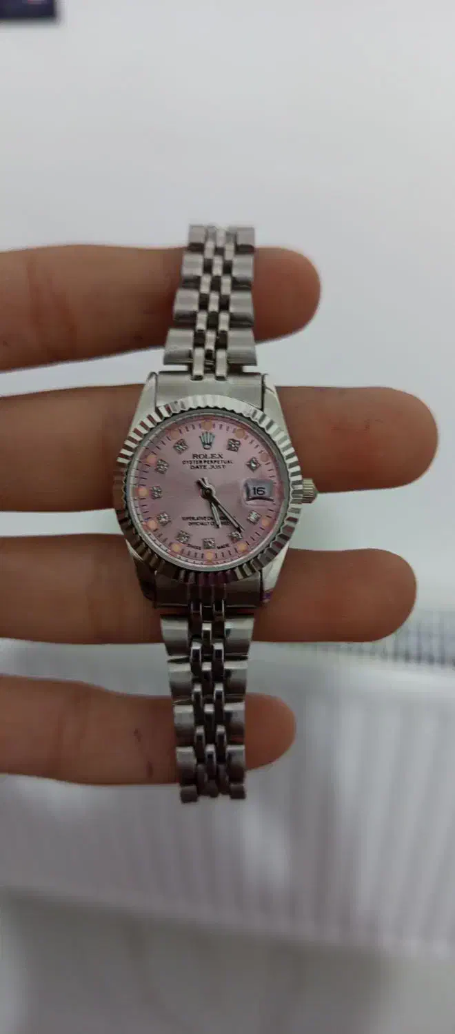 فروش  ساعت زنانه رنگ ثابت کیفیت عالی|ساعت|زرند, |دیوار