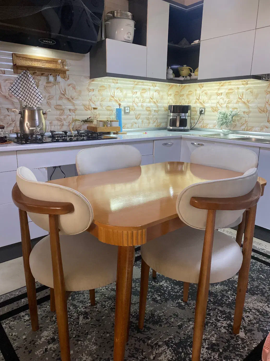 میزناهارخوری نو|میز و صندلی غذاخوری|برخوار, |دیوار