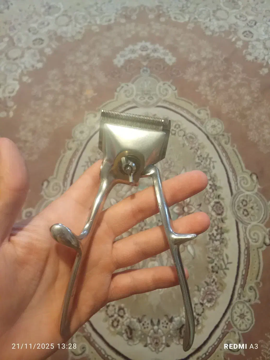 ماشین اصلاح سر قدیمی|کلکسیون اشیاء عتیقه|بناب, |دیوار